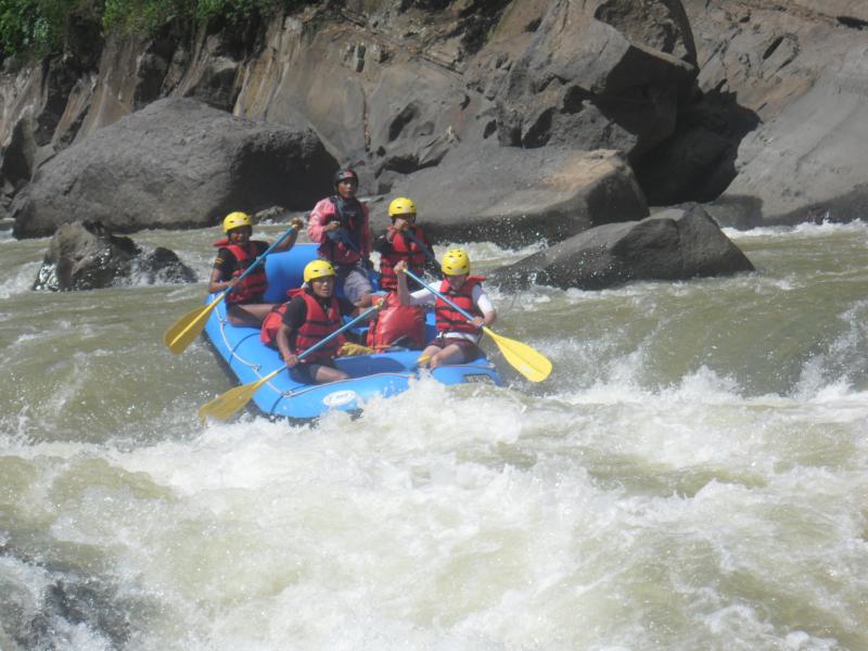 Enter the rapid.